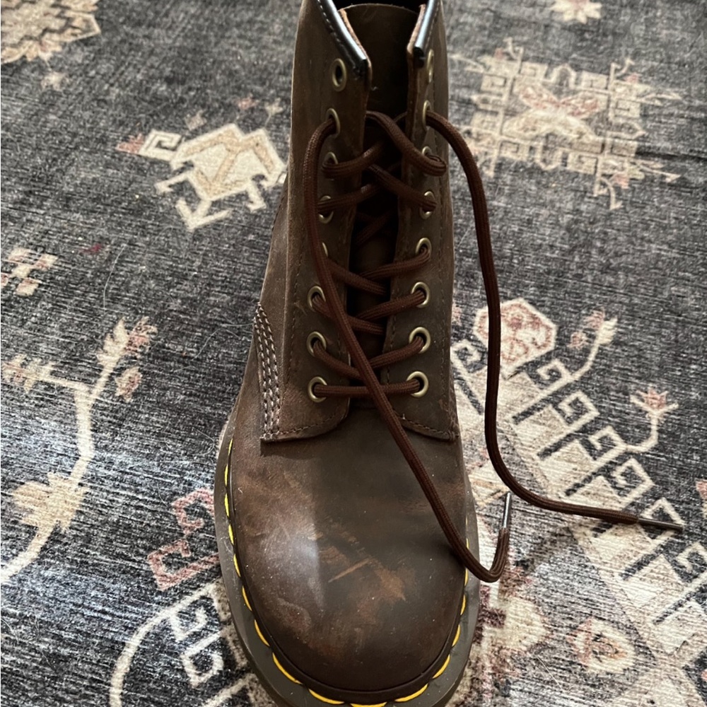 Doc Martens/ Brown/ women’s size 8